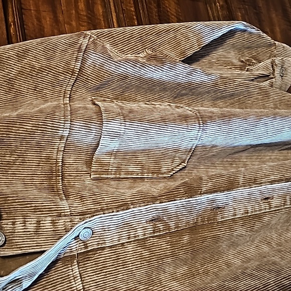 🤎Zenana Womens medium Nwots Mocha Mineral wash Corduroy shacket.🤎 - Picture 4 of 4